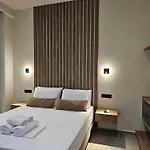 Rea's Luxury Apartamento Stoúpa