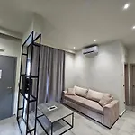 Rea's Luxury