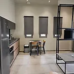 Apartamento Rea's Luxury Stoúpa
