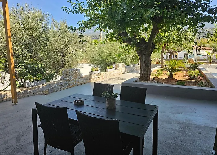 Appartement Rea's Luxury Stoúpa