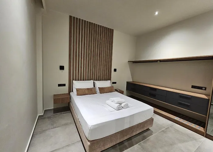 Rea's Luxury Stoúpa