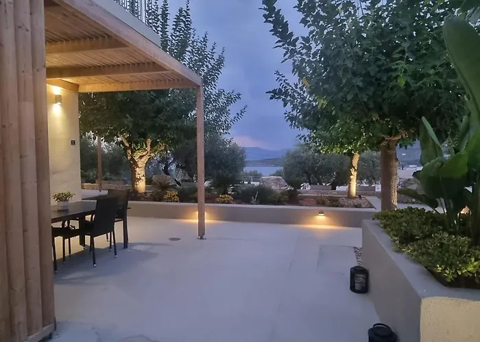 Appartement Rea's Luxury Stoúpa