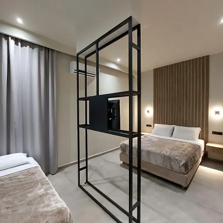 Rea's Luxury * Stoúpa