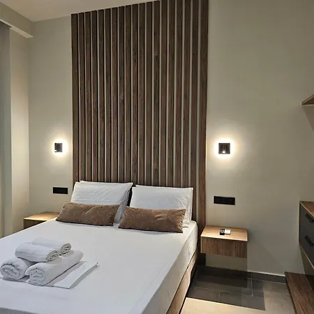 Rea's Luxury Apartamento Stoúpa