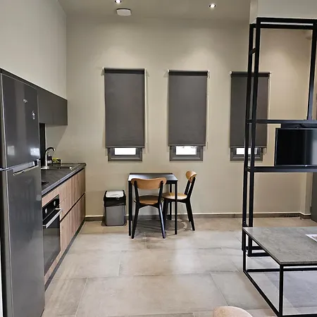 Appartamento Rea's Luxury Stoúpa