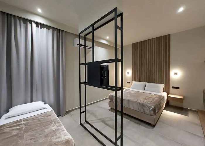 Rea's Luxury * Stoúpa