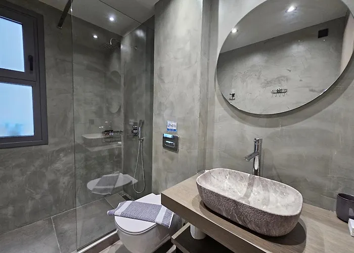 Rea's Luxury * Stoúpa